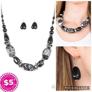 Black & White marble necklace.💎Includes earnings.
